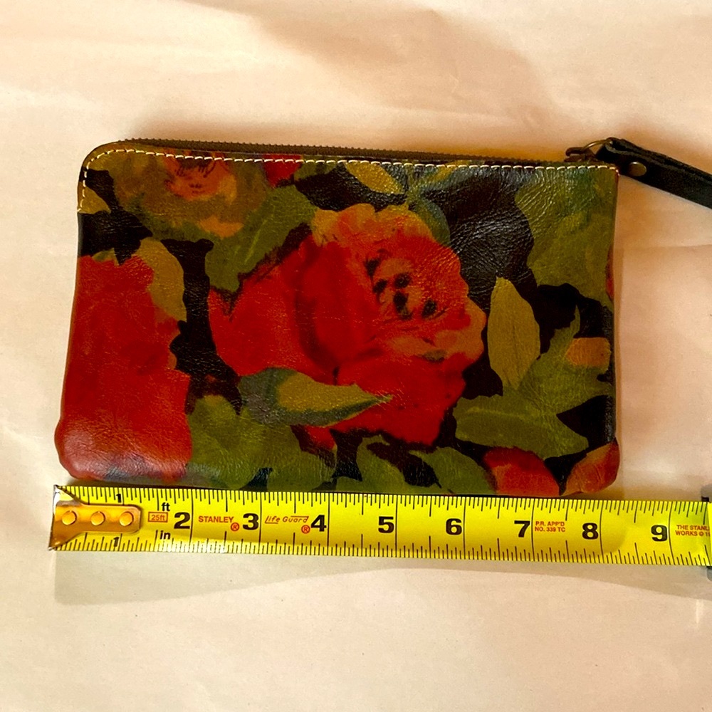 LOW START Patricia Nash EUC XL Wristlet/Clutch - Picture 11 of 13